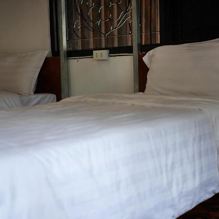 Y Not Laos Hostel Luang Prabang Exterior foto