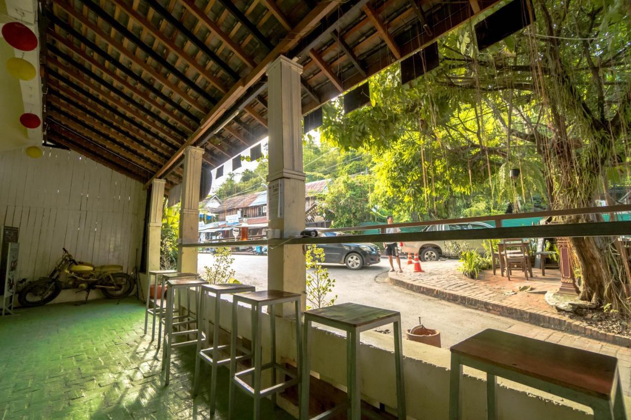 Y Not Laos Hostel Luang Prabang Exterior foto
