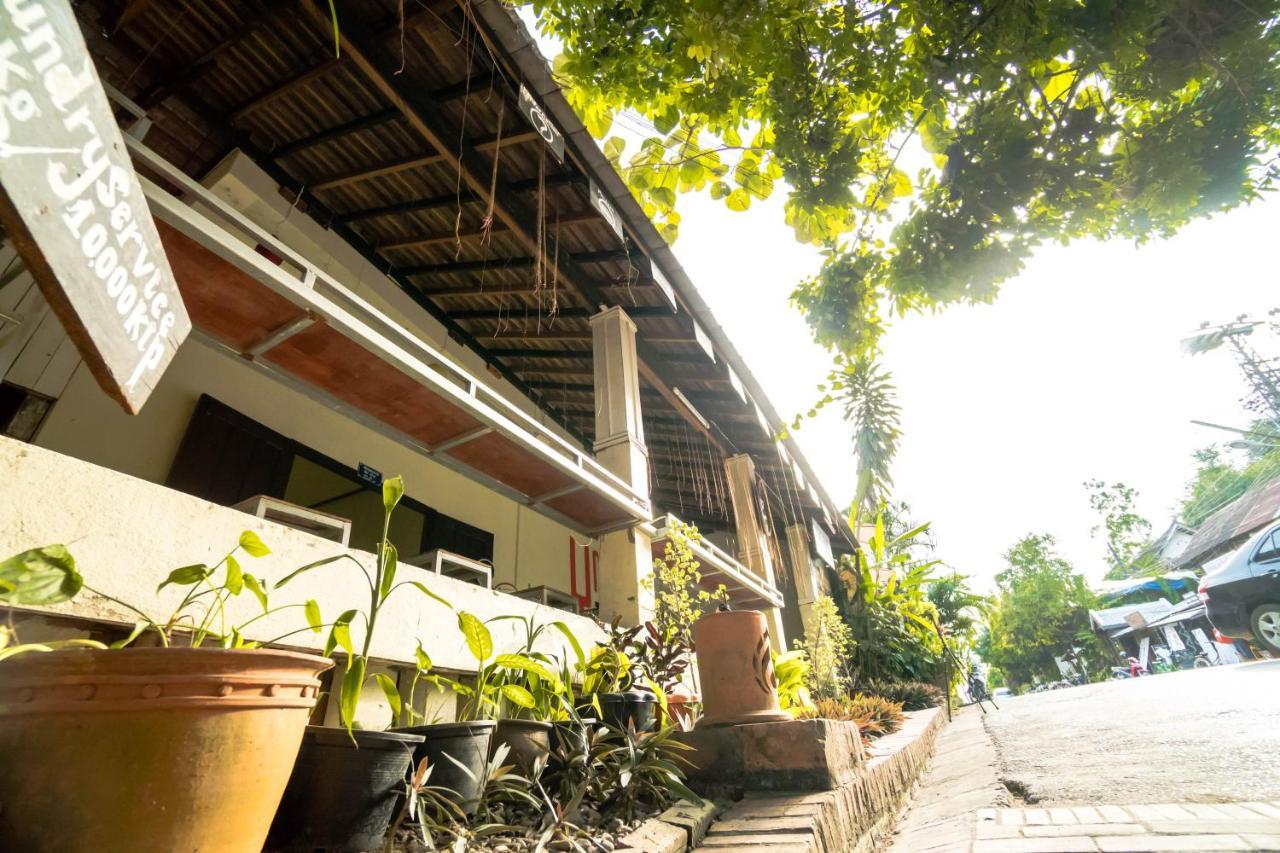 Y Not Laos Hostel Luang Prabang Exterior foto